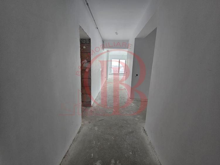 Apartament cu 4 camere decomandat în Theodor Pallady