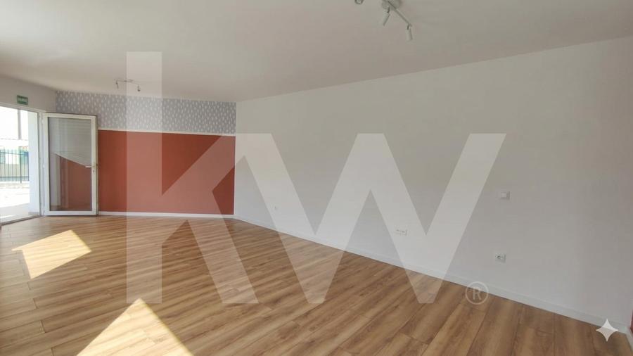 Spațiu comercial, de 62.799999237061 mp, în Tineretului