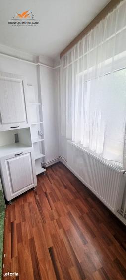 Apartament cu 2 camere decomandat în Cetate