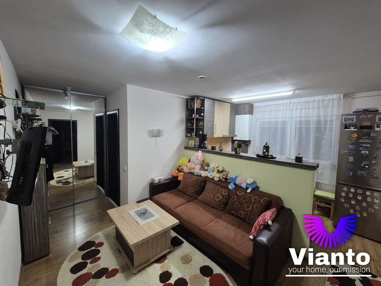 Apartament cu 2 camere semidecomandat, mobilat în Valea Aurie