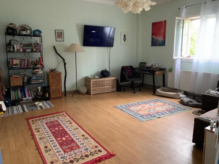 Casă individuală cu 3 camere cu Canalizare în Gruia