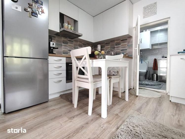 Casă cu 2 camere cu Teren 1458 Mp în Vultureni