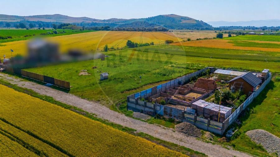 Teren Construcții intravilan de 1020 mp, în Bod