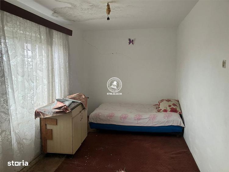 Casă cu 4 camere cu Teren 931 Mp în Movileni