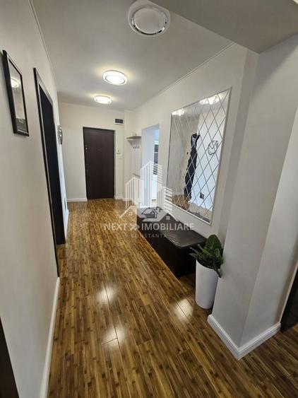 Apartament cu 3 camere decomandat în Faleza Nord