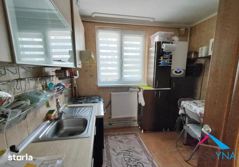 Apartament cu 3 camere decomandat în Ștefan cel Mare