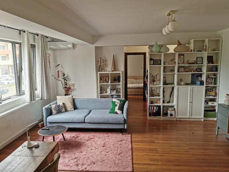 Apartament cu 2 camere nedecomandat în Central