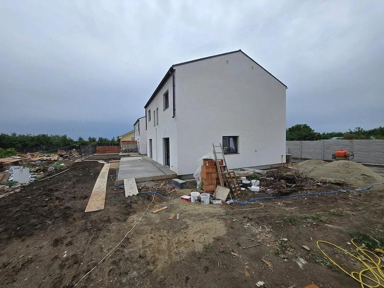 Duplex 3 camere,2 bai, 4Kw panouri fotovoltaice, Sanandrei - 4