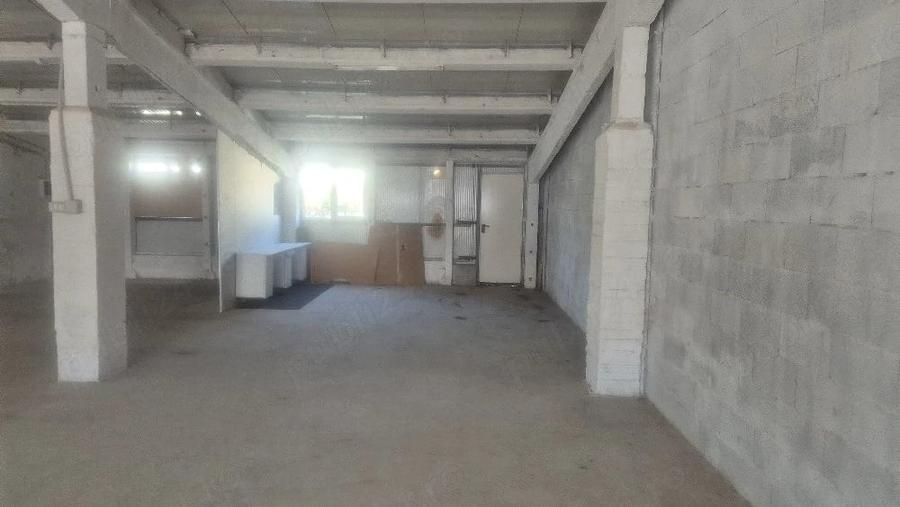 Spațiu comercial, de 80 mp, în Tomești