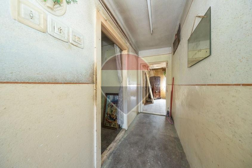 Casă cu 3 camere cu Teren 140 Mp în Bartolomeu