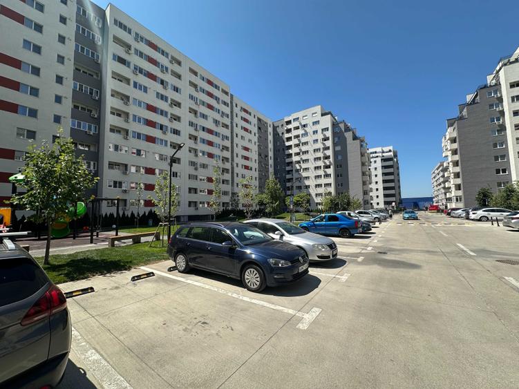 Apartament cu 2 camere semidecomandat în Militari
