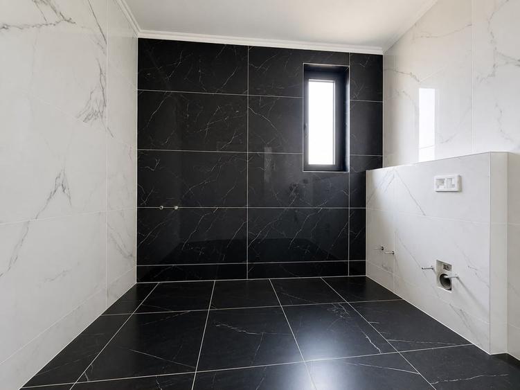 Duplex cu 4 camere cu Canalizare în Moșnița Nouă