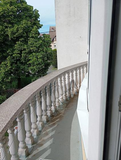 Apartament cu 3 camere decomandat în Mehala