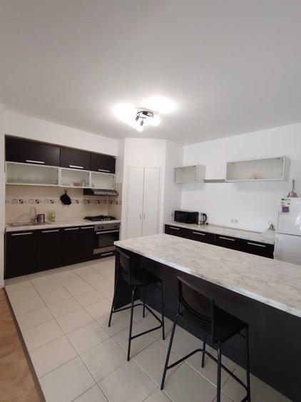 Apartament cu 2 camere semidecomandat în Exterior Vest