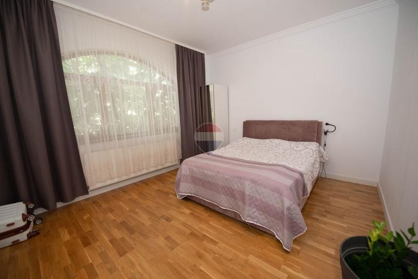 Apartament cu 3 camere decomandat, mobilat în Grivița
