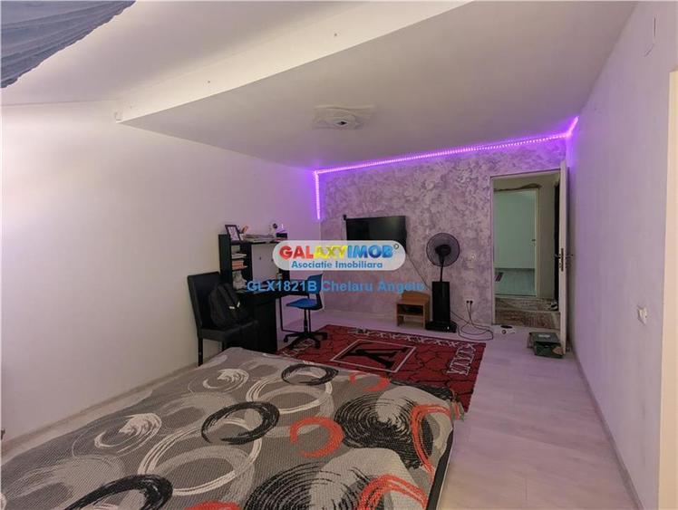 Casă cu 5 camere cu Garaj în Copăceni
