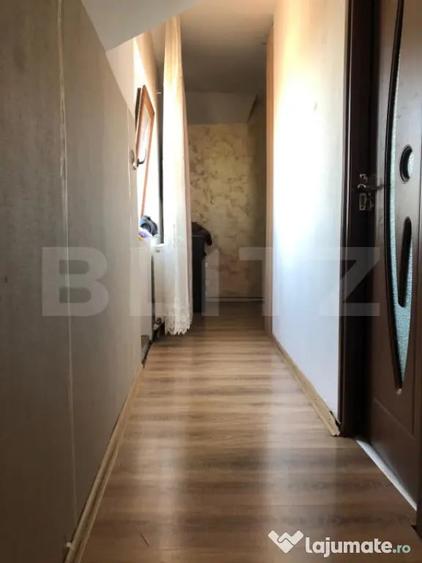 Casă cu 7 camere cu Teren 200 Mp în Săcele