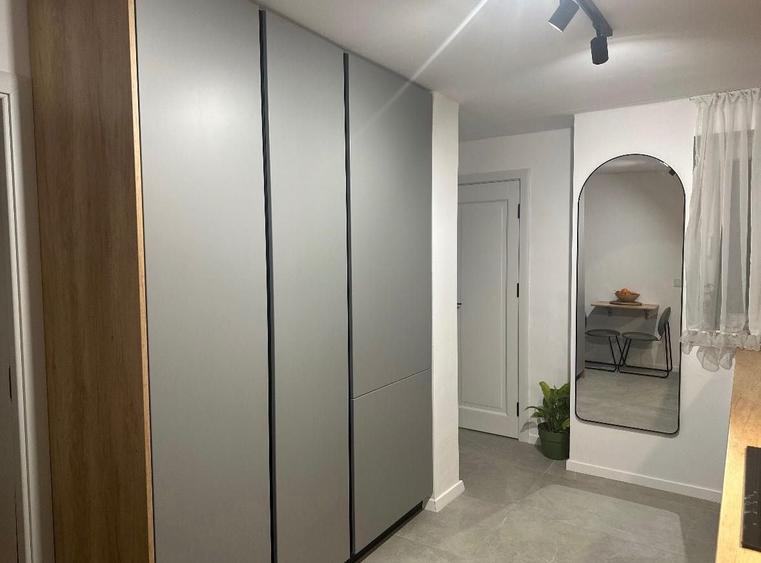 Apartament cu 2 camere decomandat în Cetate