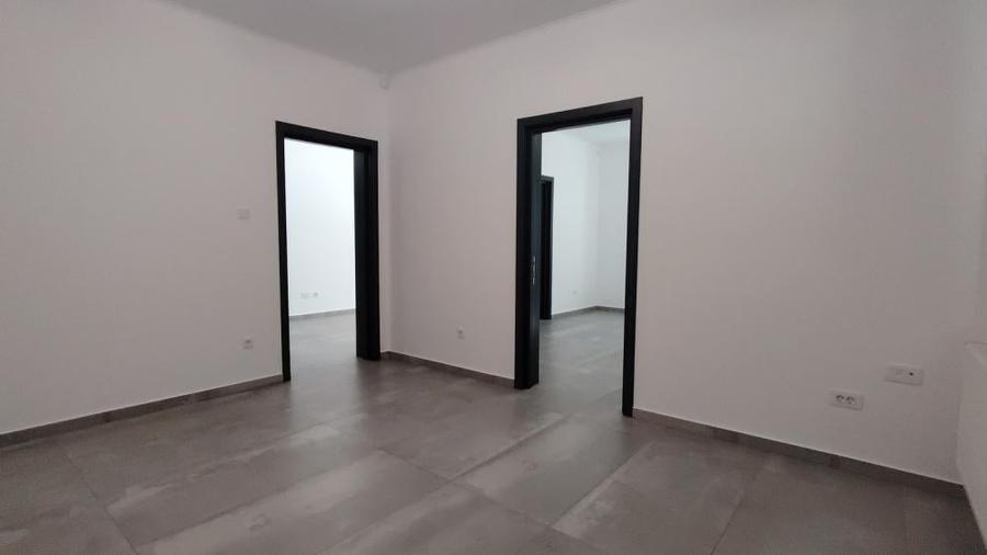 Casă cu 5 camere cu Teren 300 Mp în Unirii