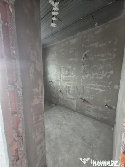 Casă cu 3 camere cu Teren 330 Mp în Moșnița Nouă