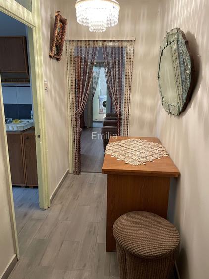 Inchiriez apartament 2 camere zona Narcisa
