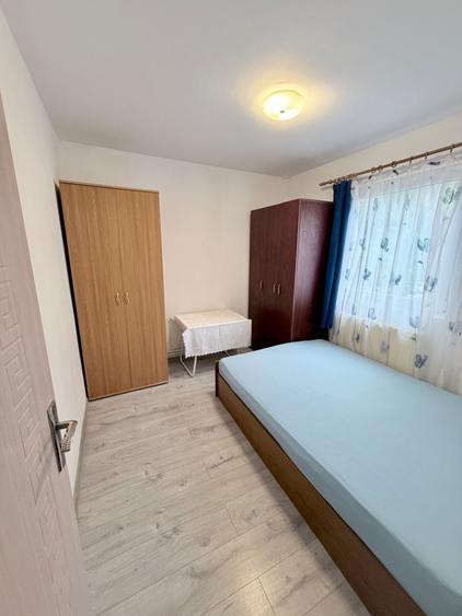 Apartament cu 2 camere semidecomandat în Vasile Aaron