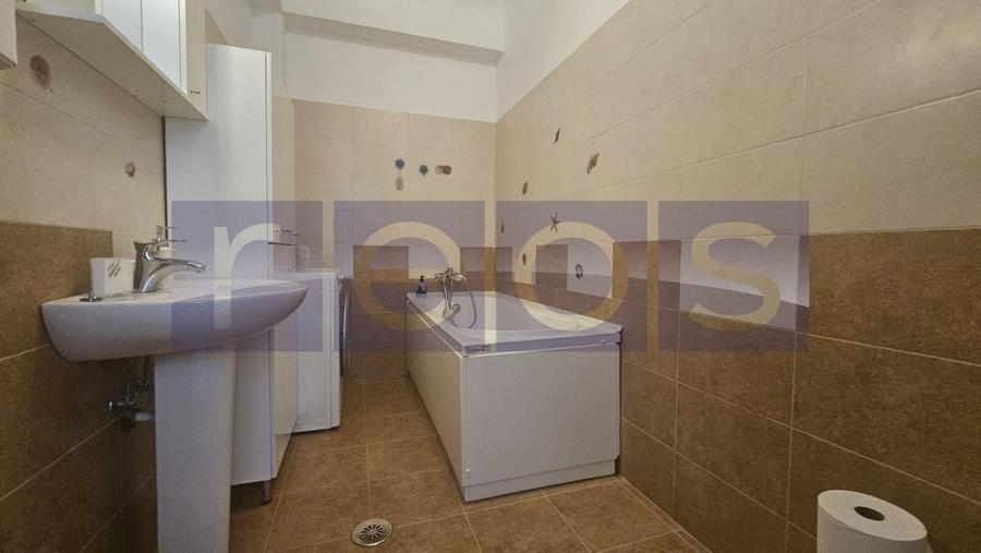 Apartament cu 2 camere decomandat, mobilat în Central