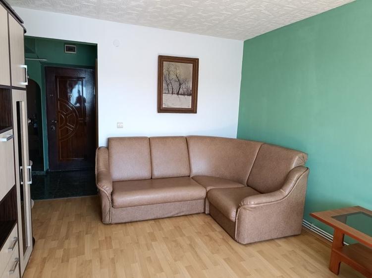Apartament cu 3 camere decomandat în Gară