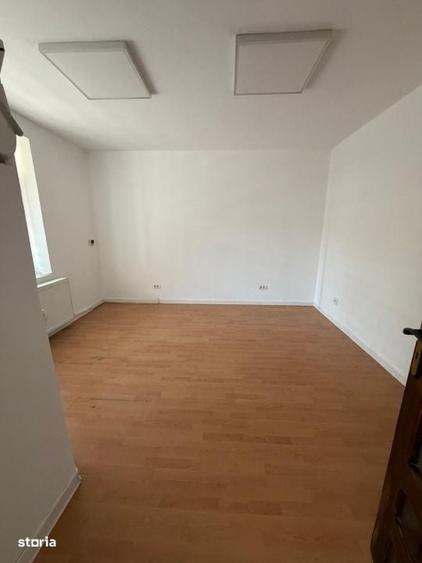 Apartament cu 2 camere decomandat în Gării