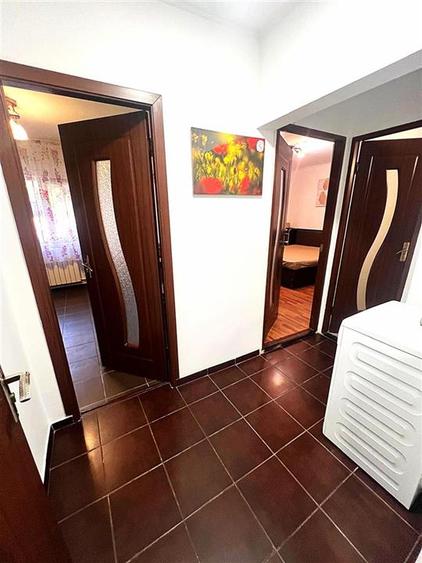 Apartament cu 2 camere decomandat, mobilat în Unirii Nord