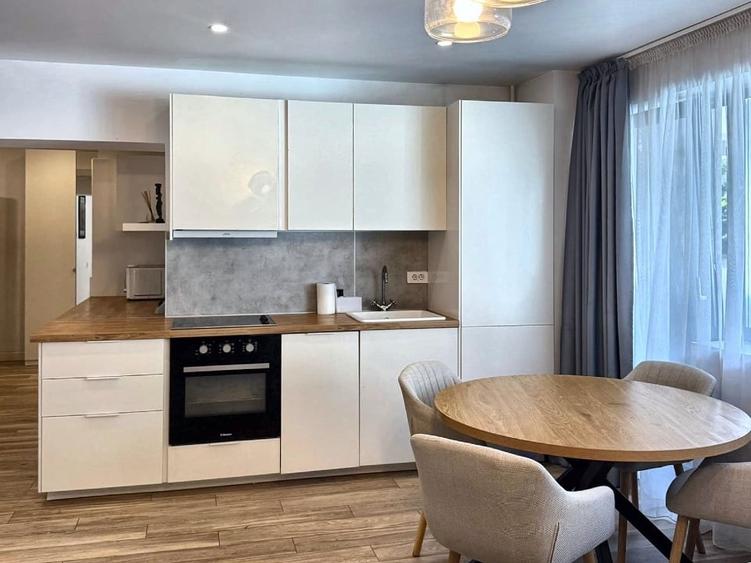 Apartament 3 camere, dotări premium, 2 băi și 2 terase, 5 min de Piața Victoriei - 2