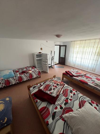 Casă cu 3 camere în Schitu