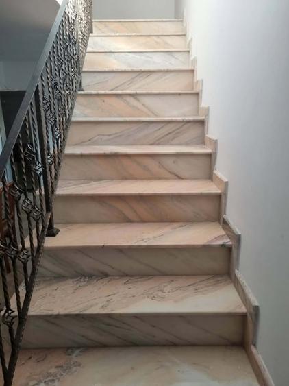 Duplex cu 4 camere cu Teren 500 Mp în Schinteiești