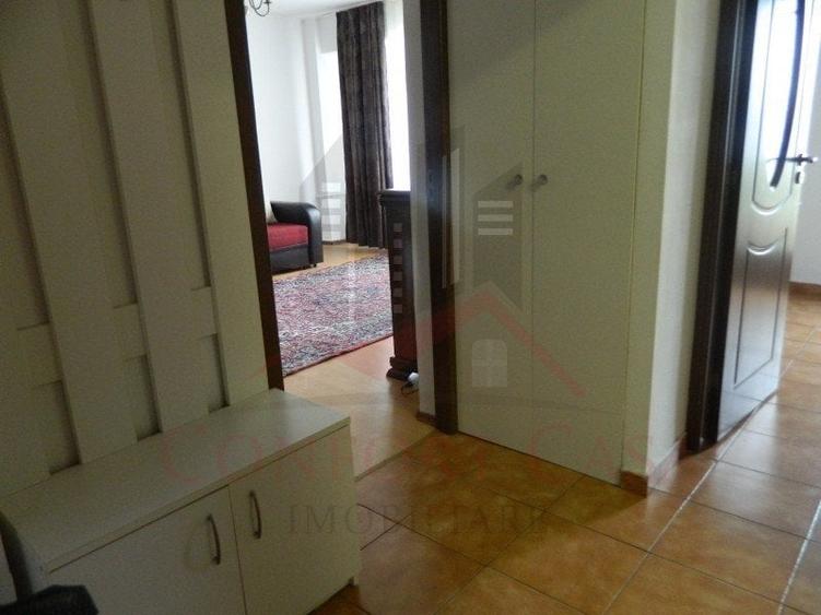 Garsonieră decomandată, mobilată în P-ța Muncii