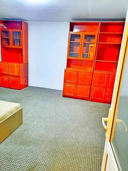 Garsonieră decomandată în Lunei