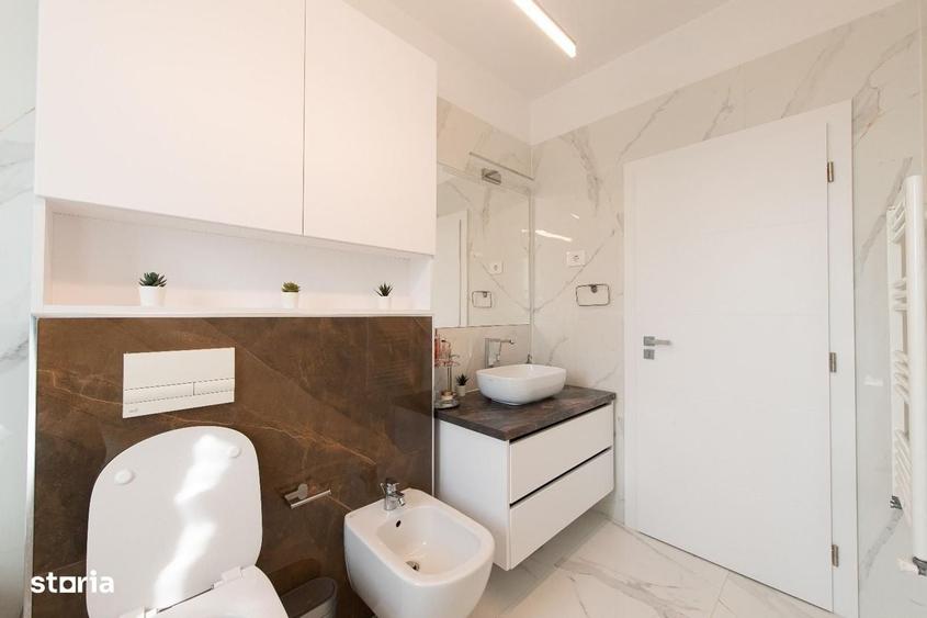 Casă cu 4 camere cu Teren 317 Mp în Remetea Mare