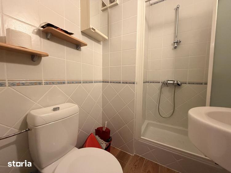 Apartament cu 3 camere în Primăverii