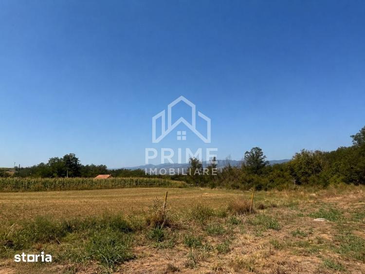 Teren de 800 mp, în Ciugud