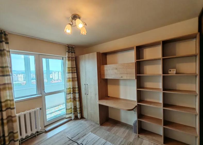 Apartament cu 4 camere decomandat în Mănăștur