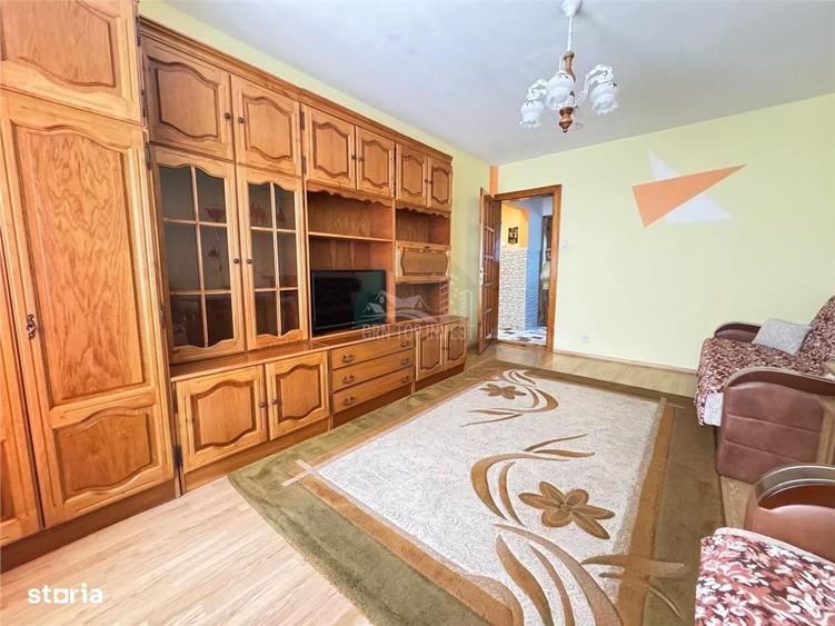 Apartament 2 camere decomandate cu balcon in Vasile Aaron - 1