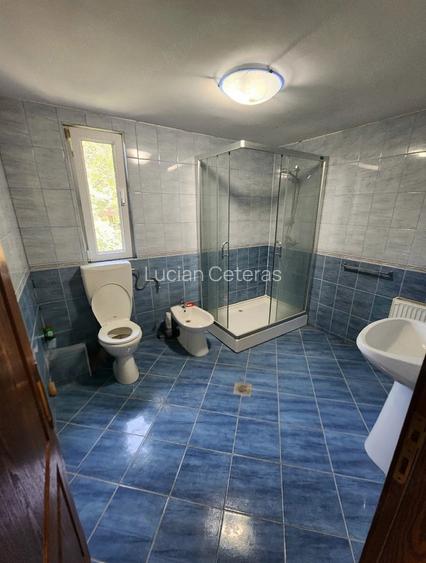 Casă cu Teren 2000 Mp în Liubcova
