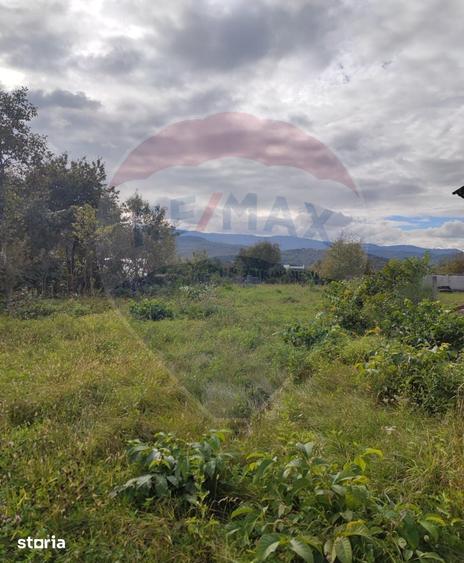 Teren de 1642 mp, în Central