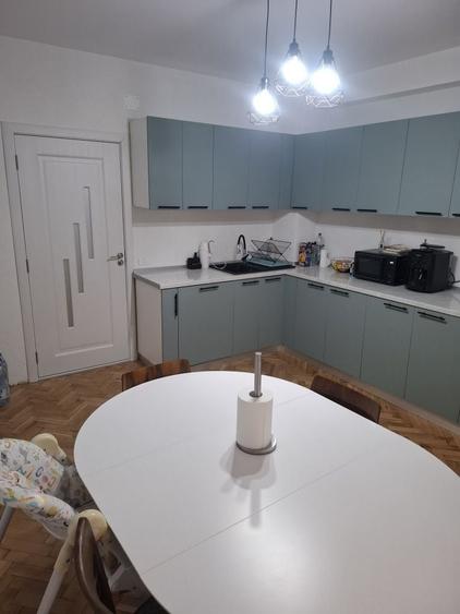Casă cu 3 camere în Sâncrai