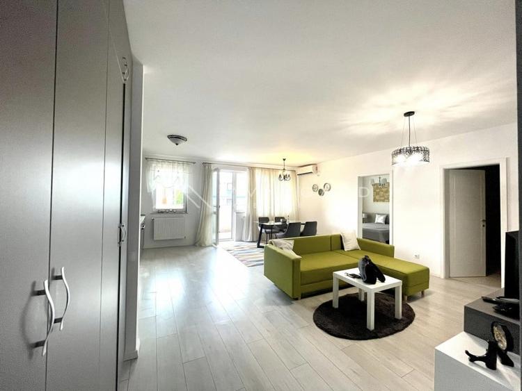Apartament cu 2 camere semidecomandat, mobilat în Borhanci