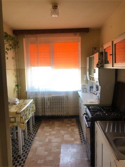 Apartament cu 2 camere semidecomandat în Podgoria