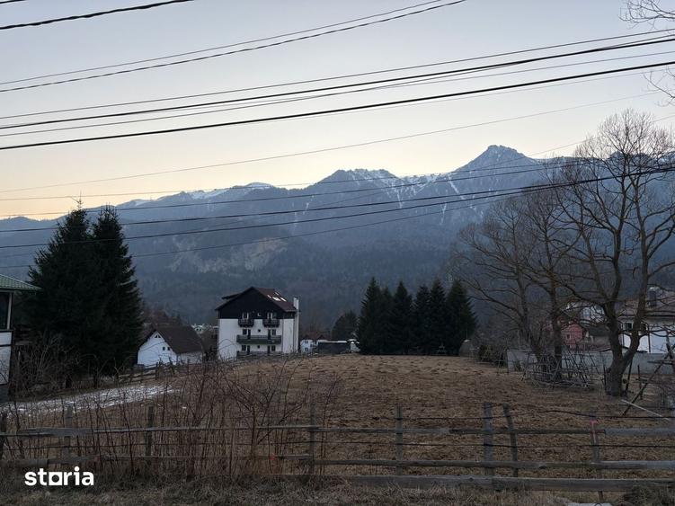 Teren de 2676 mp, în Piatra Arsă