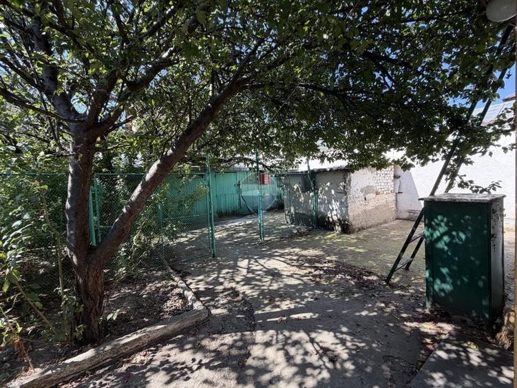 Casă cu teren 251 mp – zona Andronache, Strada Mențiunii - 27