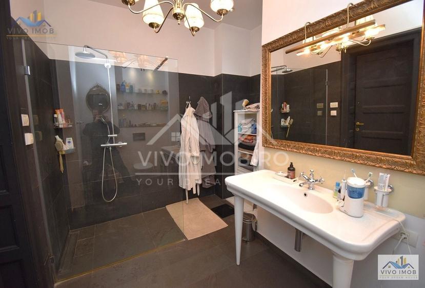 Apartament cu 6 camere decomandat, mobilat în Cotroceni