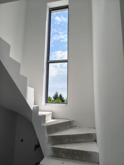 Casă individuală cu 4 camere cu Teren 310 Mp în Cristian