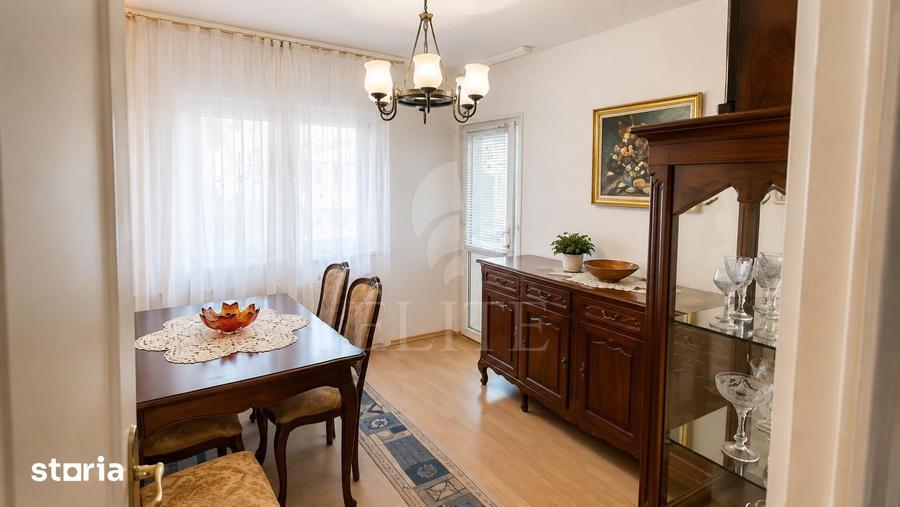 Apartament cu 4 camere decomandat în Zorilor